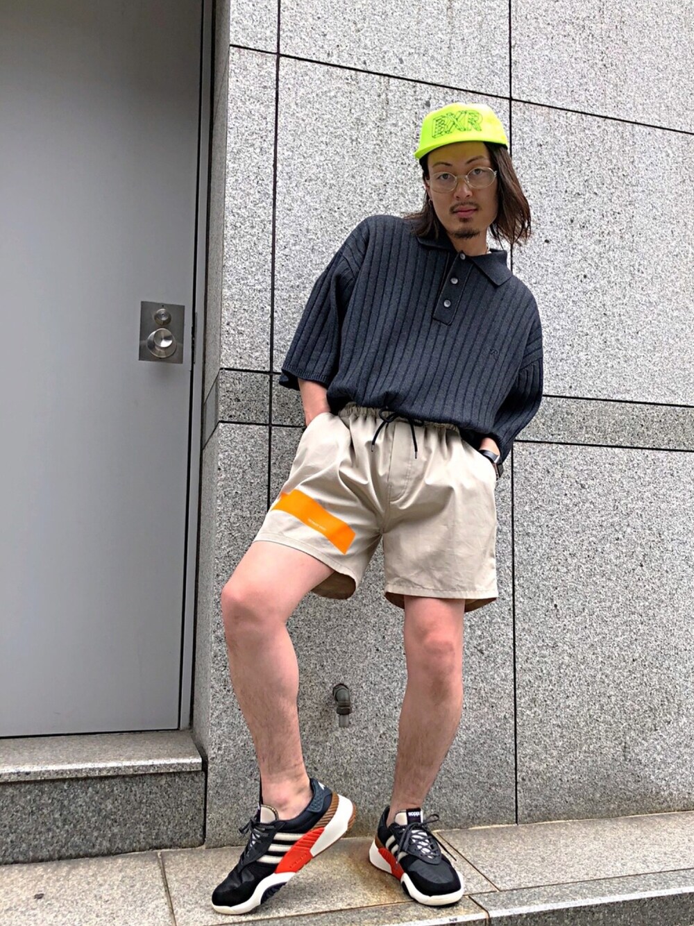 「シンプル、adidas、LHP、大人カジュアル、RAF SIMONS、Alexander Wang、今日のコーデ、LHP名古屋、ボーイスカウト、いいね、save、フォローお願いします🤑」｜「adidasのアイテム（スニーカー、ブラック系）」を使った、kazuya muraiさん（メンズ・168cm）の夏コーディネートの1枚目の写真
