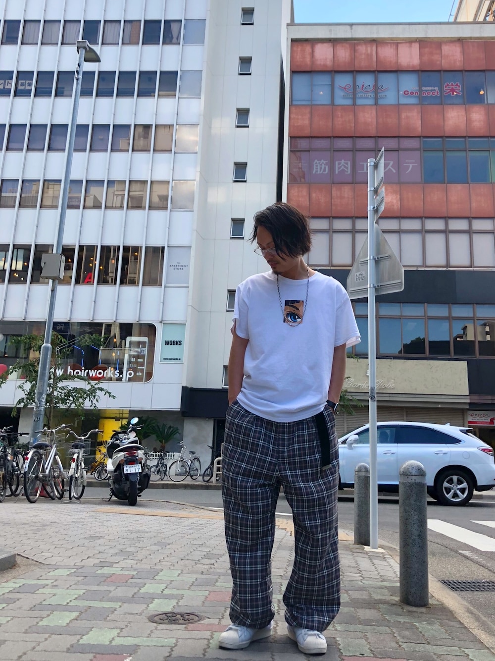 「flagstuff、gosharubchinskiy、adidas、シンプルコーデ、夏のワントーンコーデ、adsr、LHP、LHP名古屋」｜「FLAGSTUFFのアイテム（Tシャツ/カットソー、ホワイト系）」を使った、kazuya muraiさん（メンズ・168cm）の夏コーディネートの1枚目の写真