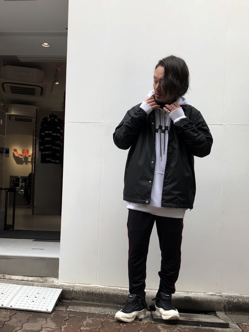 「LHP、Danke schon、THE NORTH FACE、RAF SIMONS、シンプルコーデ、秋コーデ、gosharubchinskiy、adidas by RAF SIMONS、LHP上野、Oswego」｜「DANKE SCHONのDankeSchon/ダンケシェーン/スキニージャージーパンツ（その他パンツ、ブラック系）」を使った、kazuya muraiさん（メンズ・168cm）の秋コーディネートの1枚目の写真