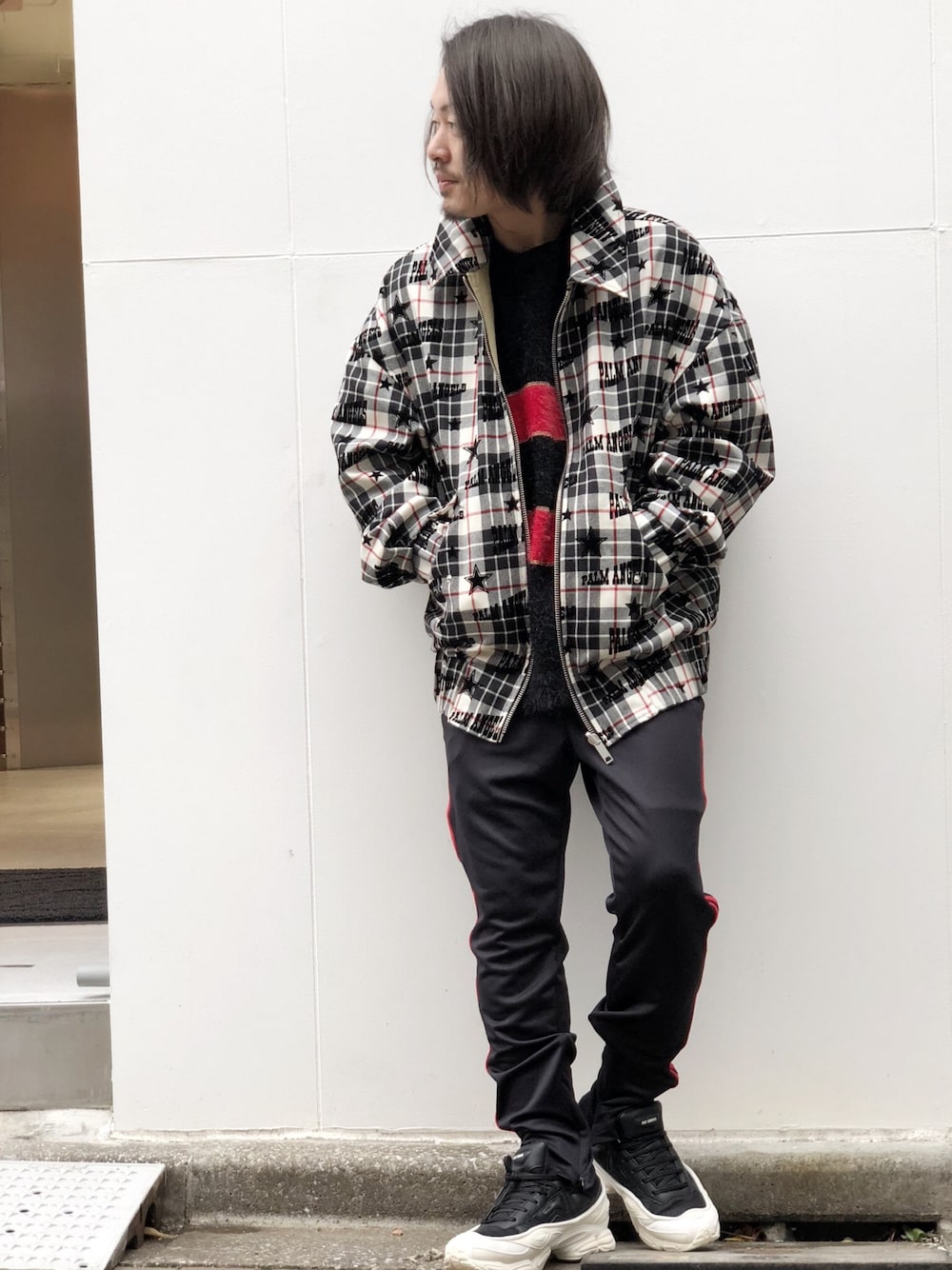 「LHP、ジャージ、Danke schon、rafsimons×adidas、RAFSIMONS、gosharubchinskiy、WHITELAND BLACKBURN、PALM ANGELS、LHP上野、スポーツMIX'18秋」｜「DANKE SCHONのDankeSchon/ダンケシェーン/Line Jersey Skinny Pants（その他パンツ、ブラック系）」を使った、kazuya muraiさん（メンズ・168cm）の秋コーディネートの1枚目の写真