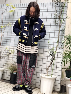 「FLAGSTUFF（フラグスタフ）のアイテム（トップス）」を使った、kazuya muraiさん（メンズ・168cm）の冬コーディネート