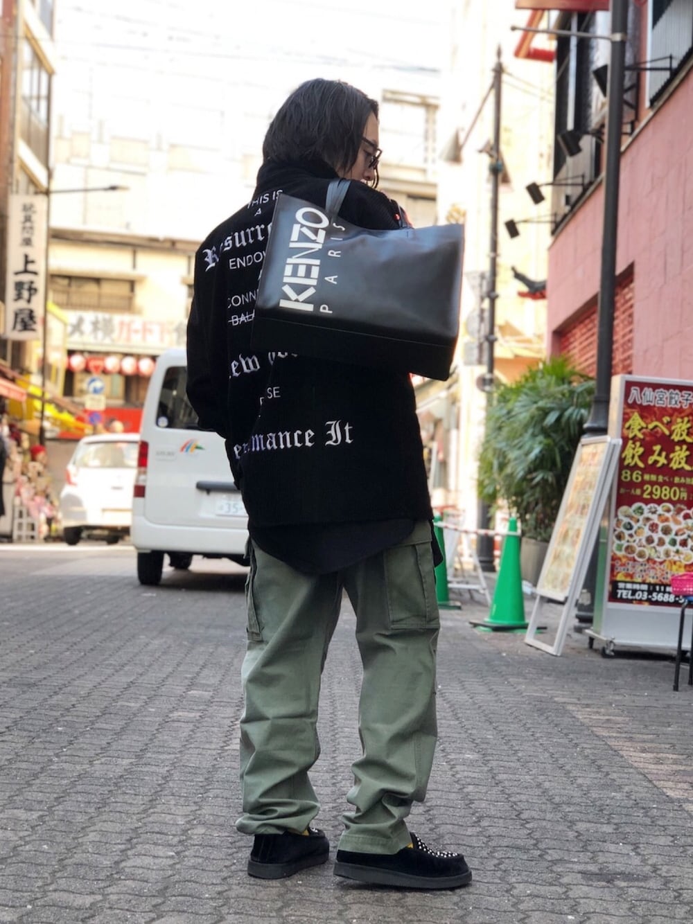 「ミリタリー、KENZO、LHP、Danke schon、今日のコーデ、オトナカジュアル、上野、PALM ANGELS、LHP上野、スタッフセンバツ」｜「L.H.Pのアイテム（パンツ、グリーン系）」を使った、kazuya muraiさん（メンズ・168cm）の冬コーディネートの1枚目の写真
