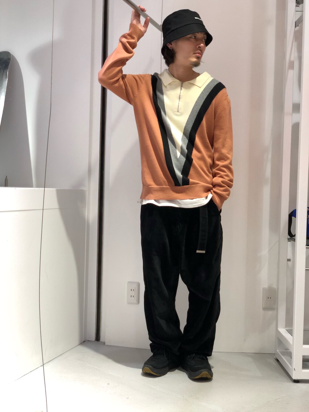 「LHP、Danke schon、春、サマーニット、art comes first、上野、WHITELAND BLACKBURN、LHP上野、noongoons、令和」｜「WHITELANDのWHITELAND/ホワイトランド/HAT（ハット、ブラック系）」を使った、kazuya muraiさん（メンズ・168cm）の春コーディネートの1枚目の写真