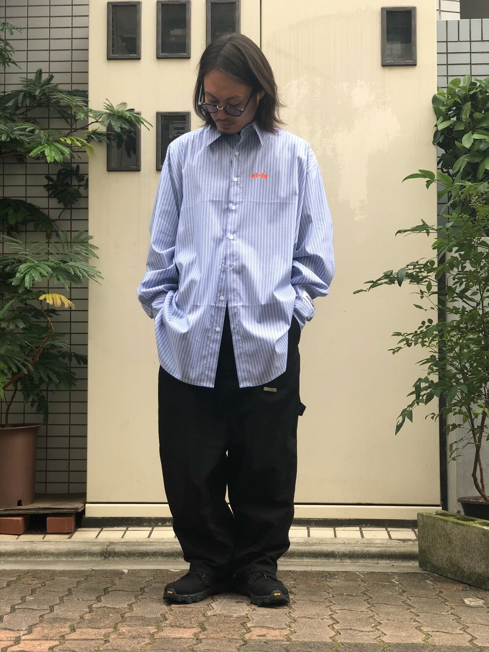 「ラブアンドピース2019、休日コーデ、シンプル、シャツスタイル、WHITELAND BLACKBURN、Danke schon、KIDILL、Japan、LHP、LHP上野」｜「WHITELANDのWHITELAND/ホワイトランド/ストライプシャツ（シャツ/ブラウス、ホワイト系）」を使った、kazuya muraiさん（メンズ・168cm）の秋コーディネートの1枚目の写真