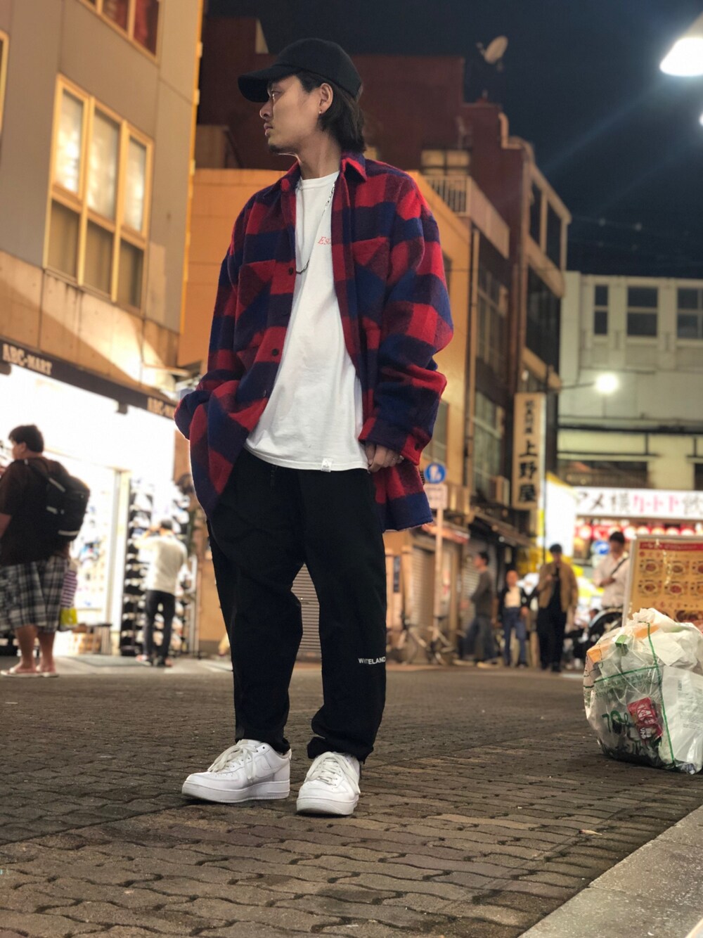 「NIKE、LHP、Danke schon、秋服、オトナカジュアル、秋コーデ、WHITELAND BLACKBURN、lownn、LHP上野、チェック柄に恋してる」｜「DANKE SCHONのアイテム（シャツ/ブラウス、レッド系）」を使った、kazuya muraiさん（メンズ・168cm）の秋コーディネートの1枚目の写真