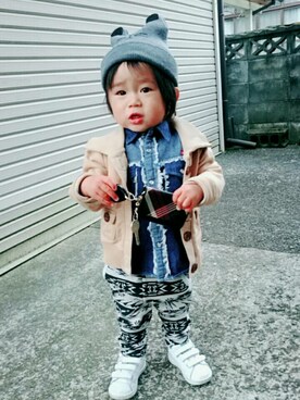 「GAP（ギャップ）のアイテム（ノーカラージャケット）」を使った、аотмайさん（キッズ・70cm）の冬コーディネート