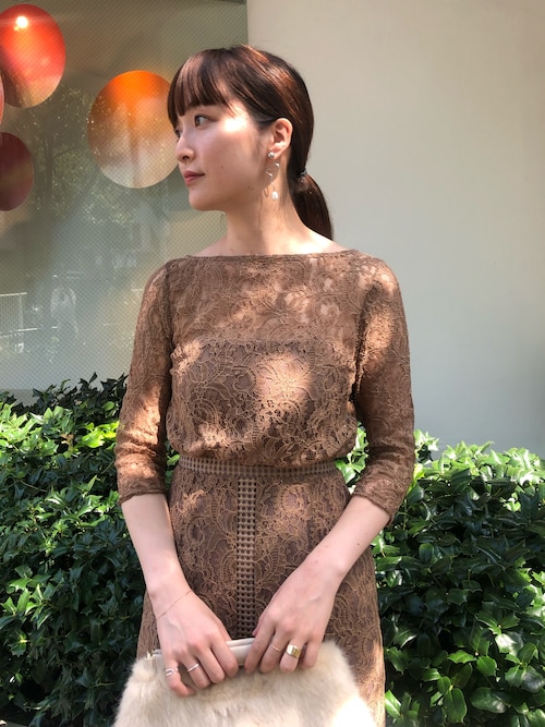 結婚式 服装 受付