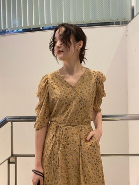 「春ワンピ」｜「アイテム（アクセサリー）」を使った、藤井さん（レディース・166cm）の冬コーディネート