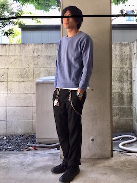 「黒パンツ」｜「アイテム（雑貨/ホビー）」を使った、AKIHITO さん（メンズ・162cm）の春コーディネート