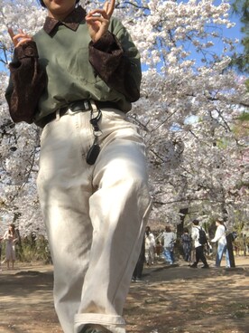 「classicalelf（クラシカルエルフ）のゆったりハイウエストワイドストレート無地デニム＆チノパンツ(フルレングス)（デニムパンツ、ベージュ系）」を使った、もさん（レディース・156cm）の春コーディネート