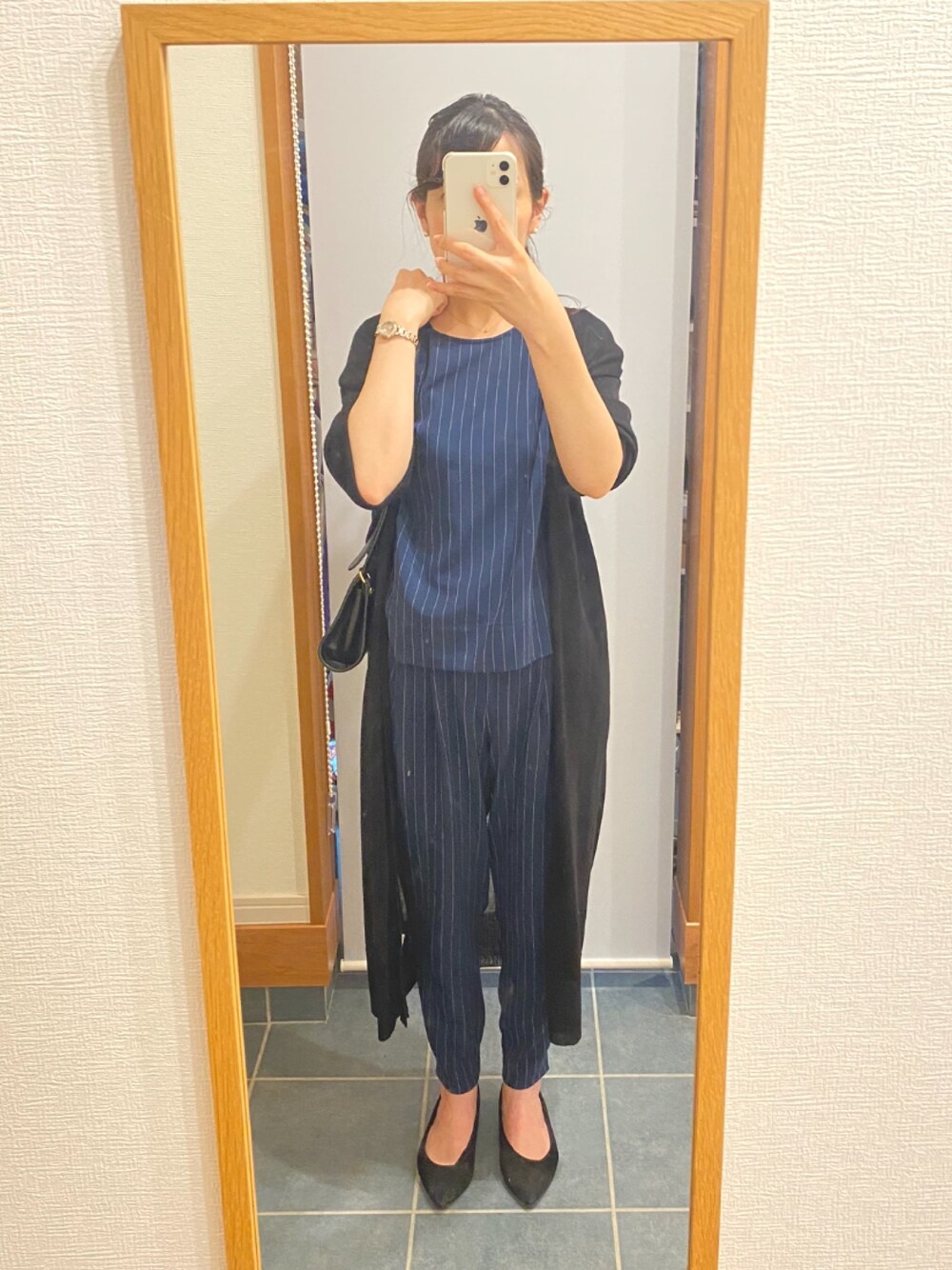 「ユニクロ、パールピアス」｜「UNIQLOのアイテム（トップス、ブルー系）」を使った、ぴっぴさん（レディース・157cm）の夏コーディネートの1枚目の写真