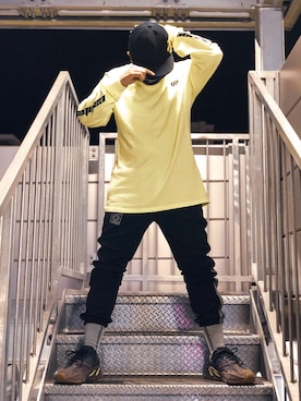 「Yeezy（イージー）のアイテム（レッグウェア）」を使った、かじゅおさん（メンズ・167cm）の秋コーディネート