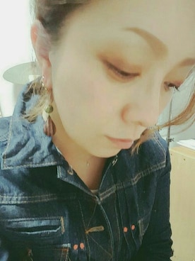 「アシメ」｜「アイテム（デニムジャケット）」を使った、Ysiさん（レディース・155cm）の冬コーディネート