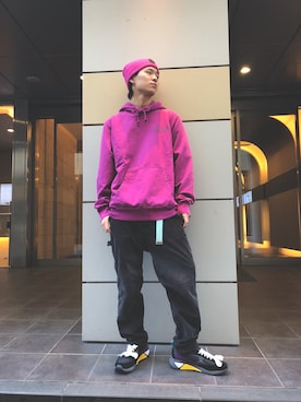 「DIESEL（ディーゼル）のアイテム（その他パンツ）」を使った、aose shimoideさん（メンズ・170cm）の秋コーディネート