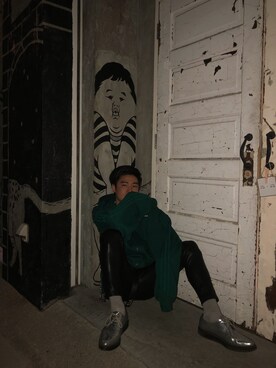「Gosha Rubchinskiy（ゴーシャラブチンスキー）のアイテム（パーカー）」を使った、Keijiroさん（メンズ・180cm）の春コーディネート