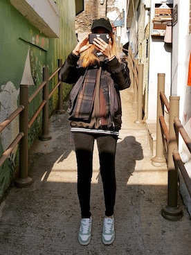 「FILA」｜「アイテム（MA-1）」を使った、anzieさん（レディース・170cm）の秋コーディネート