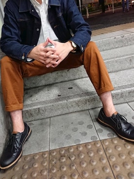 「アイテム（チノパンツ、オレンジ系）」を使った、かかかさん（メンズ・176cm）の秋コーディネート