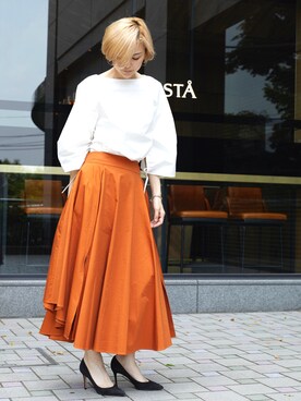 「STUDIOUS（ステュディオス）のアイテム（トップス）」を使った、Shizuka Natoriさん（レディース・165cm）の夏コーディネート