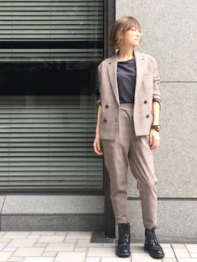 「STUDIOUS SELECT（ステュディオスセレクト）のアイテム（テーラードジャケット）」を使った、Shizuka Natoriさん（レディース・165cm）の秋コーディネート