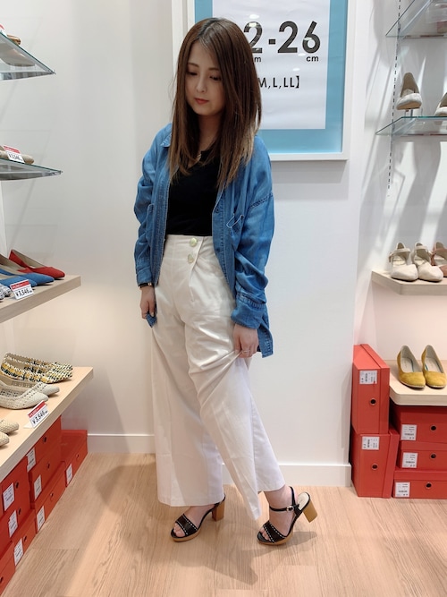 Oriental Traffic アウトレットパーク仙台港店oriental Traffic仙台港店さんのサンダルを使ったコーディネート Zozotown