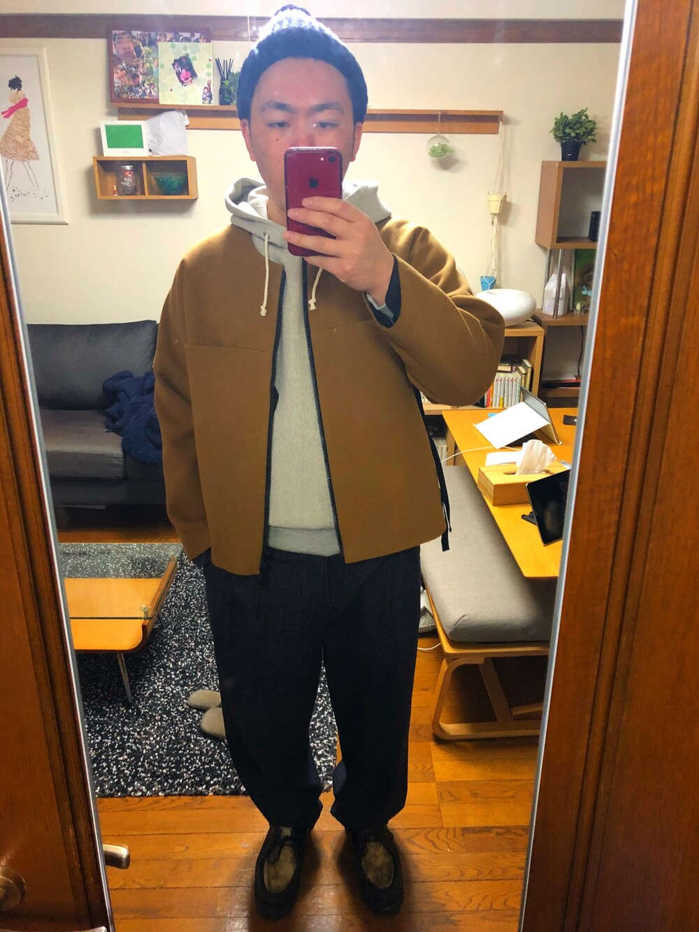 「FilMelangeのアイテム（パーカー、ベージュ系）」を使った、カーボンさん（メンズ・173cm）の冬コーディネートの1枚目の写真