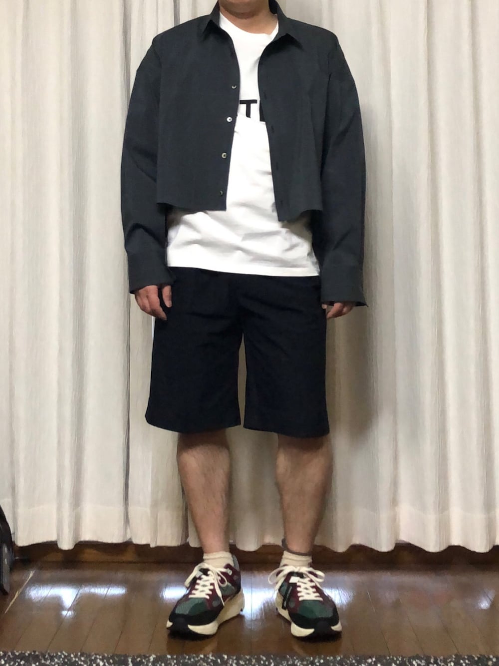 「CHRISTIAN DADAのCRTDA Print T-shirt（Tシャツ/カットソー、ホワイト系）」を使った、カーボンさん（メンズ・173cm）の春コーディネートの1枚目の写真