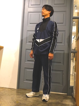 「ジャージーパンツ」｜「アイテム（ジャージ）」を使った、makoto takahashiさん（メンズ・172cm）の夏コーディネート