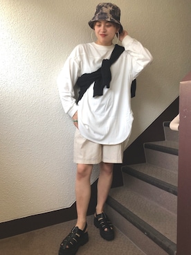 「JEANASIS（ジーナシス）のシャツテイルBIGロンT/826709（Tシャツ/カットソー）」を使った、チーさん（レディース・163cm）の春コーディネート