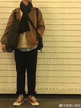 「CONVERSE（コンバース）のアイテム（その他）」を使った、陈昊小朋友さん（メンズ・170cm）の冬コーディネート
