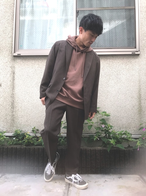 ゆうた Guのテーラードジャケットを使ったコーディネート Wear