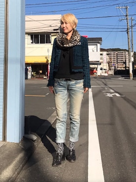 「アイテム（ノーカラージャケット）」を使った、アキコさん（レディース・163cm・40代）の冬コーディネート