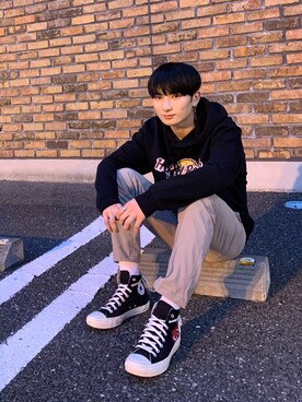 black cdg converse outfit