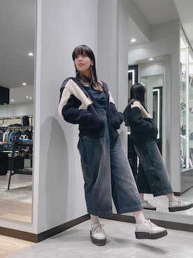 「DIESEL（ディーゼル）のアイテム（サロペット/オーバーオール）」を使った、ER!さん（レディース・158cm）の秋コーディネート