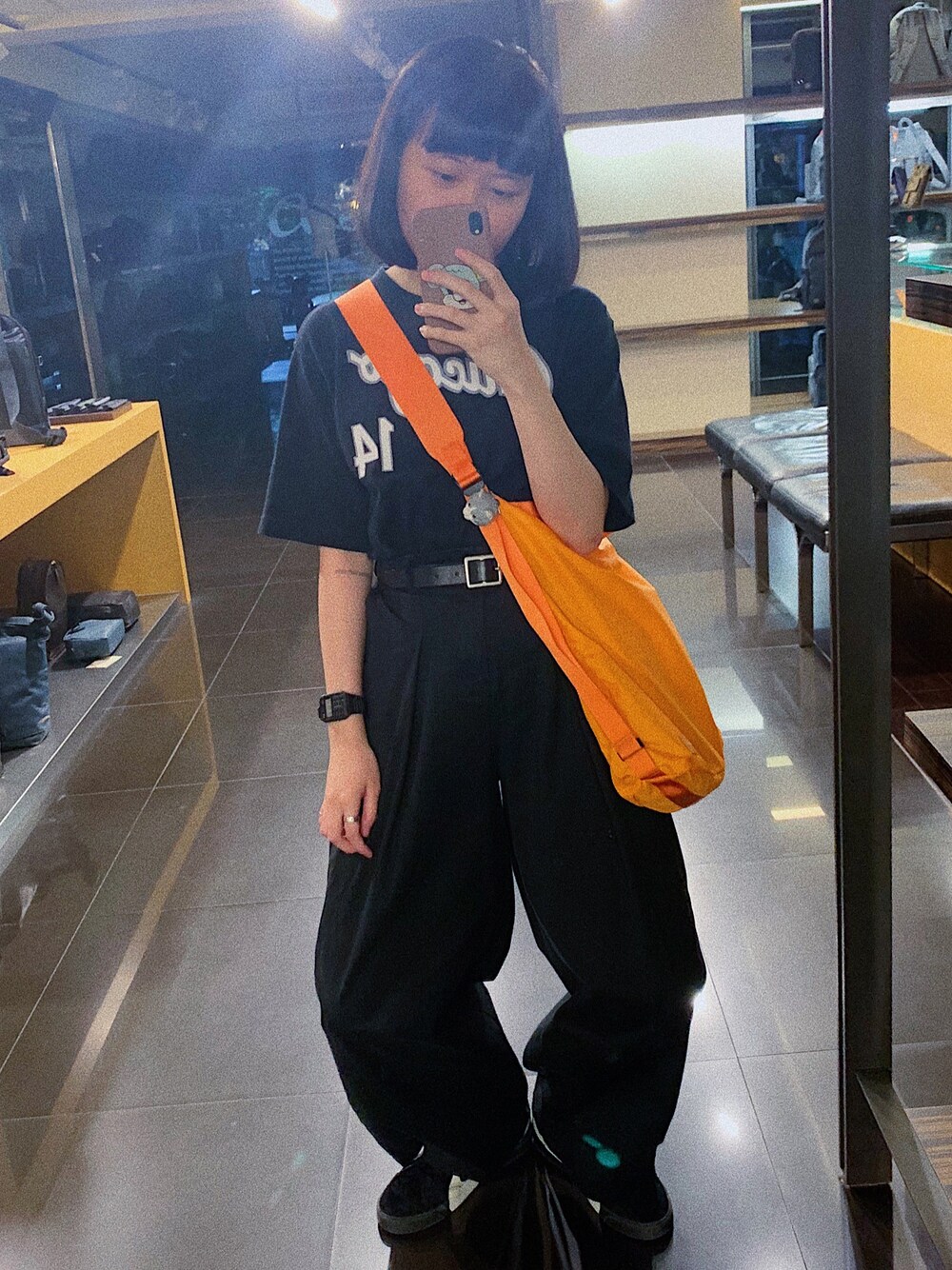 「TAIPEI、PORTER、staff」｜「PORTERのアイテム（バッグ、オレンジ系）」を使った、Zさん（レディース・161cm）の夏コーディネートの1枚目の写真