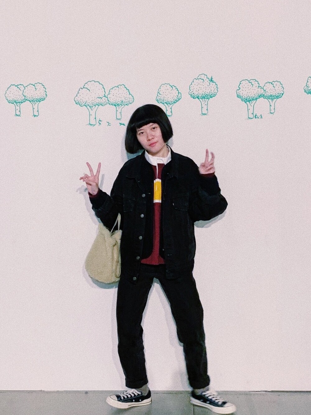 「Taiwan、TAIPEI」｜「Levi'sのアイテム（デニムパンツ、ブラック系）」を使った、Zさん（レディース・161cm）の春コーディネートの1枚目の写真