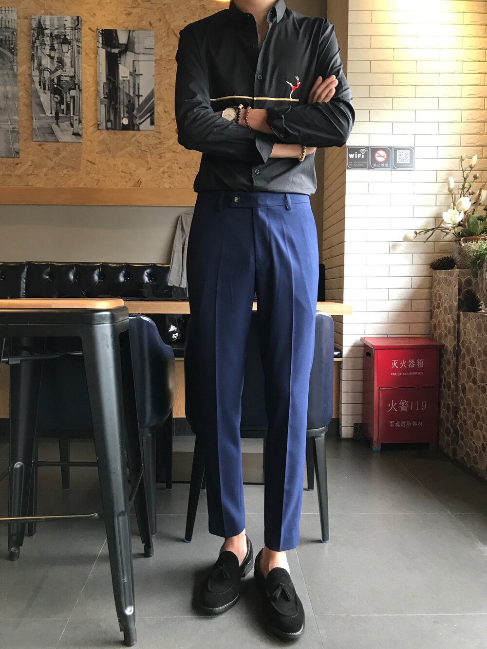 「就是先生のアイテム（スラックス、ブルー系）」を使った、就是先生さん（メンズ・168cm）の夏コーディネートの1枚目の写真