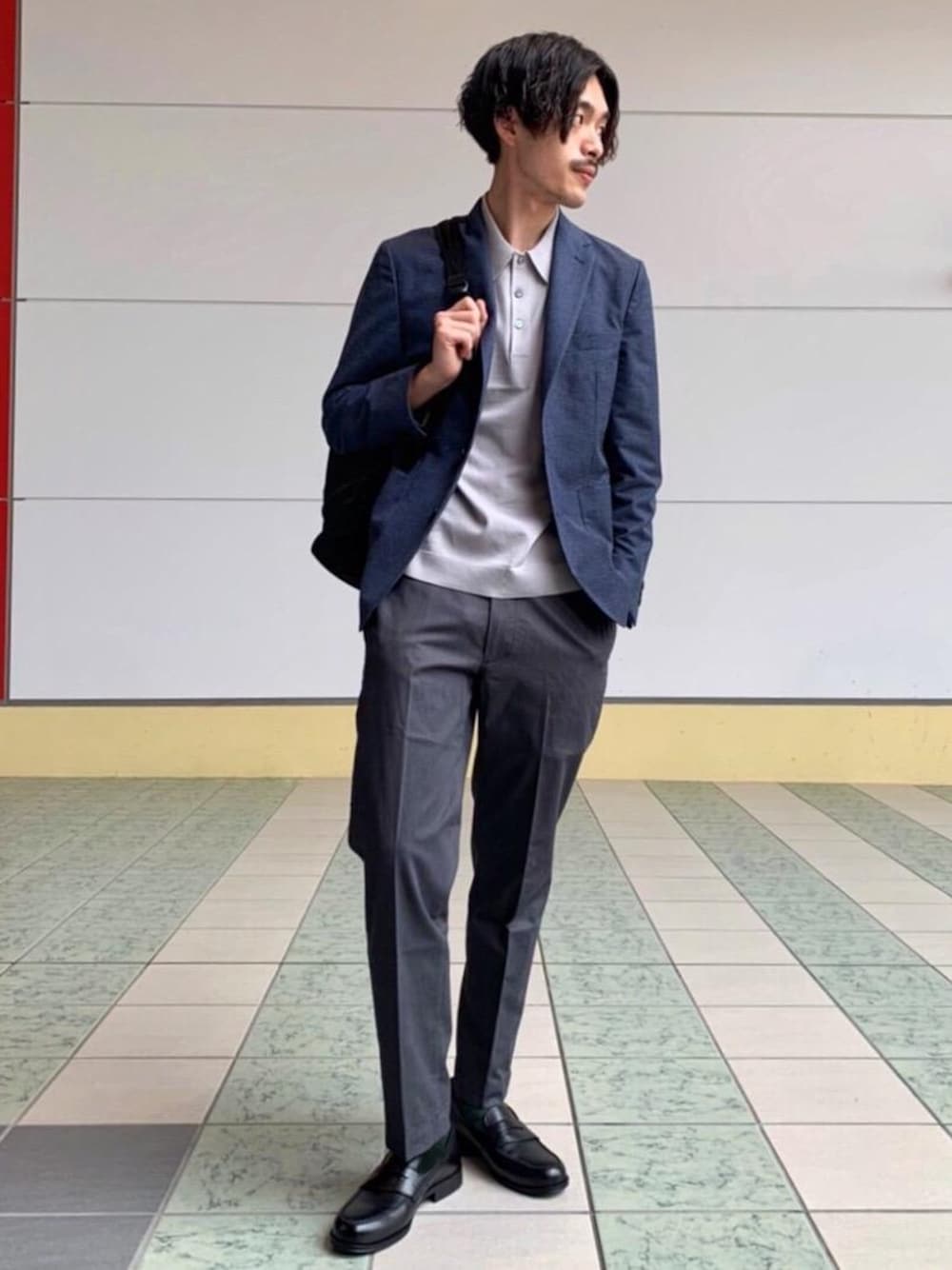 「ジャケット、ビジネス、office、遊び心のあるJacket Style、Clean V-ZONE、春カラースタイル」｜「WORK TRIP OUTFITS GREEN LABEL RELAXINGの【WORK TRIP OUTFITS】WTO スムース フレンチ ローファー（ローファー、ブラック系）」を使った、kyoperiskさん（メンズ・175cm）の春コーディネートの1枚目の写真