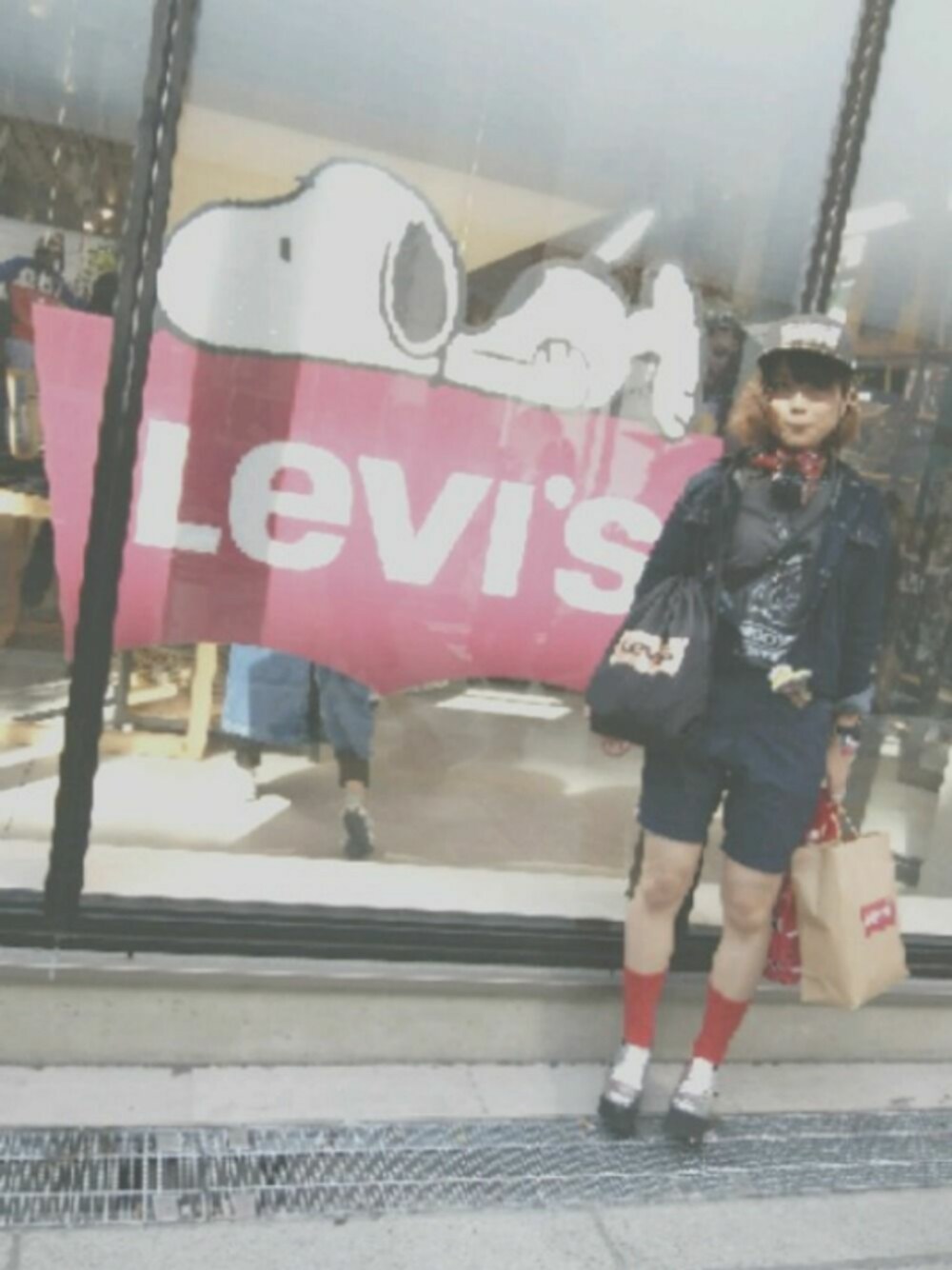 「ドラフトLS、気温差で、着てきた服、全代えしたくなり全買い、フロム大阪、ここから始まる、ミリカさんのお話、占い師もできます、アマの歌うたい、尼ではない」｜「Levi'sのアイテム（キャップ、ブラック系）」を使った、Milica Kimuraさん（レディース・161cm）の春コーディネートの1枚目の写真