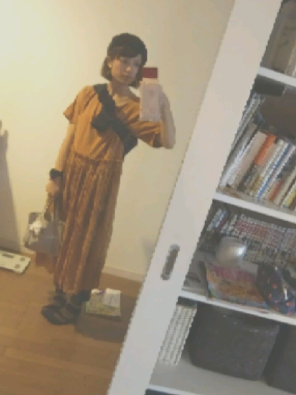 「いってきます、ご近所コーデ」｜「AZULのアイテム（ワンピース、オレンジ系）」を使った、Milica Kimuraさん（レディース・161cm）の春コーディネートの1枚目の写真