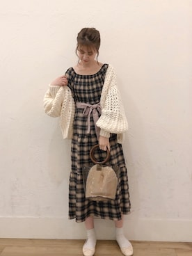 「H&M（エイチ・アンド・エム）のアイテム（バレエシューズ）」を使った、Megumi❤︎さん（レディース・165cm）の秋コーディネート