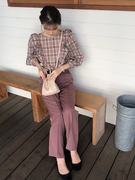 「one after another NICE CLAUP（ワンアフターアナザーナイスクラップ）のアイテム（スラックス、ブラウン系）」を使った、Megumi❤︎さん（レディース・165cm）の秋コーディネート