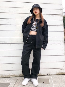 「ナイキスニーカー」｜「アイテム（ブルゾン）」を使った、浜口彩奈さん（レディース・158cm）の冬コーディネート