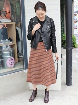 「定番」｜「アイテム（ライダースジャケット）」を使った、Sallyさん（レディース・162cm）の夏コーディネート