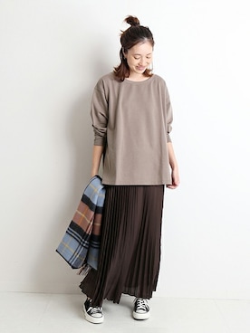 「SLOBE IENA（スローブイエナ）のアイテム（ストール/ショール）」を使った、Sallyさん（レディース・162cm）の秋コーディネート