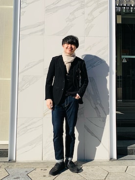 「Alexander Julian（アレキサンダージュリアン）のアイテム（テーラードジャケット）」を使った、jaepil leeさん（メンズ・175cm）の冬コーディネート