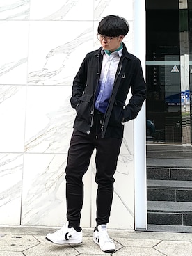 「TAKA-Q（タカキュー）のアイテム（スウェットパンツ）」を使った、jaepil leeさん（メンズ・175cm）の春コーディネート