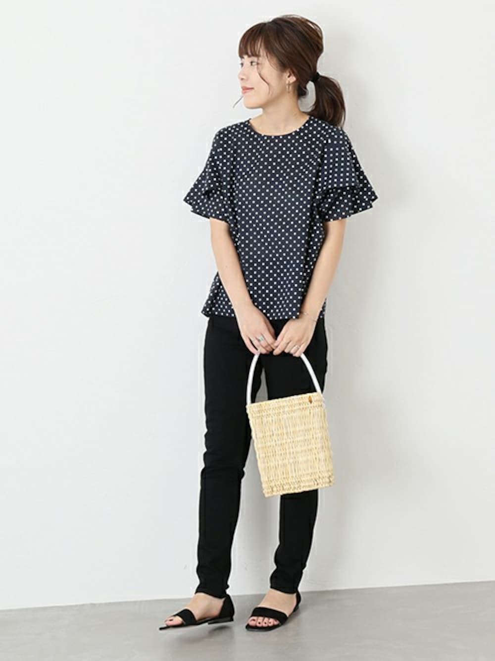 Spick & Span（スピックアンドスパン）の「ドットフレアスリーブ