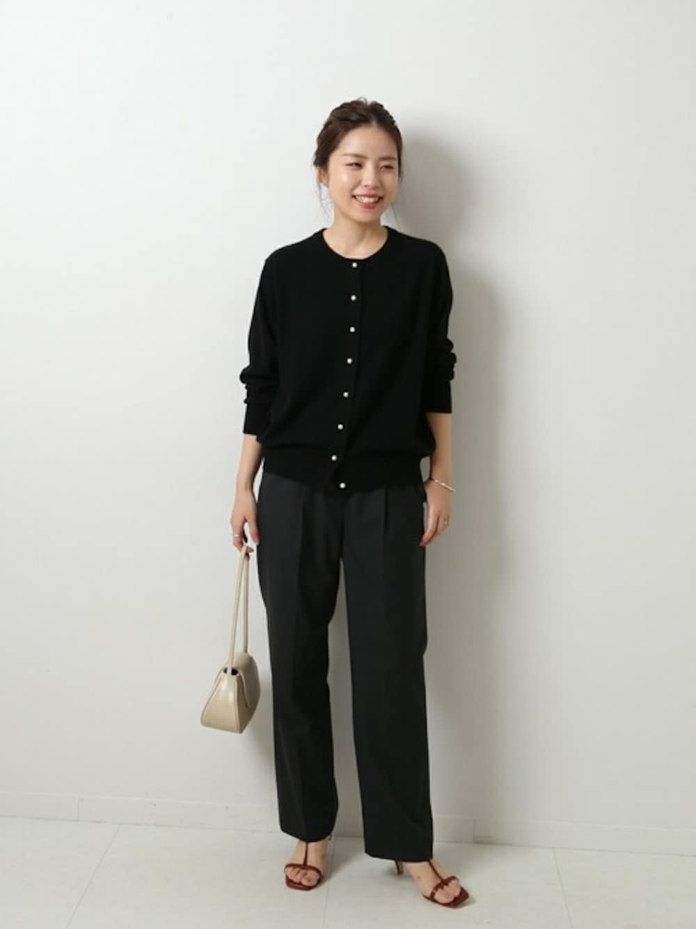 Spick & Span（スピックアンドスパン）の「パールボタンクルー