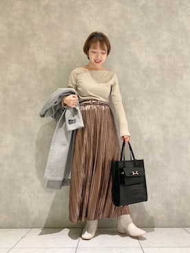 「ラメスカート」｜「アイテム（その他アウター）」を使った、MAYUさん（レディース・153cm）の秋コーディネート