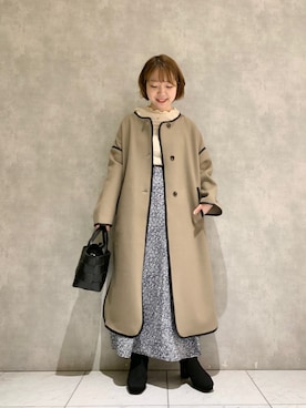 「花柄スカート」｜「アイテム（ノーカラーコート）」を使った、MAYUさん（レディース・153cm）の冬コーディネート